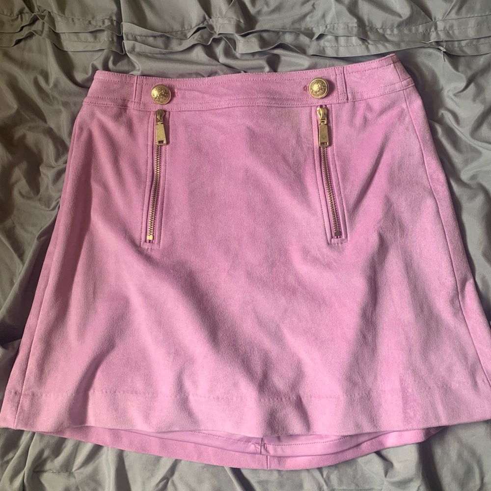 A pink skirt